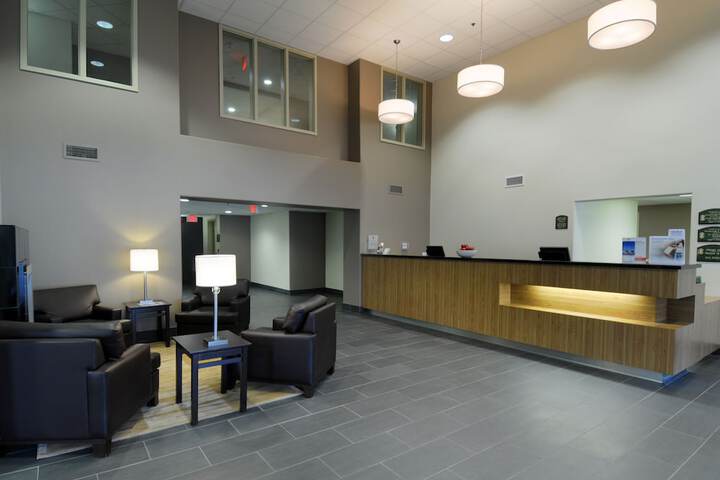 Super 8 by Wyndham Peterborough