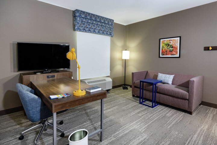 Room 30 of 87