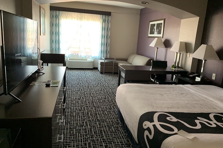 Room 22 of 46