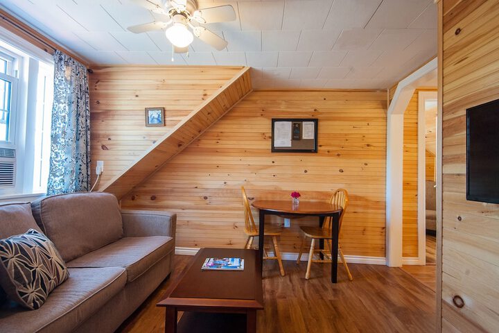 Cavendish Lodge & Cottages