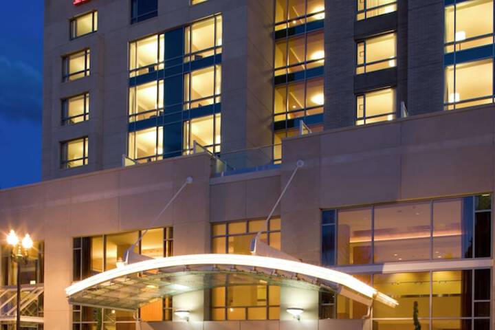 Hotel 4 of 83
