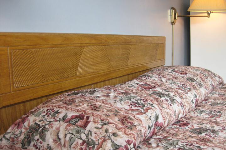 Embassy Motel
