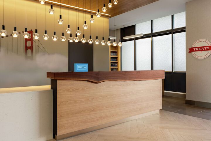 Hampton Inn & Suites San Mateo-San Francisco Airport