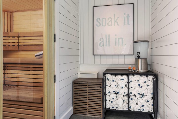 UpValley Inn & Hot Springs Napa Valley an Ascend Collection Hotel