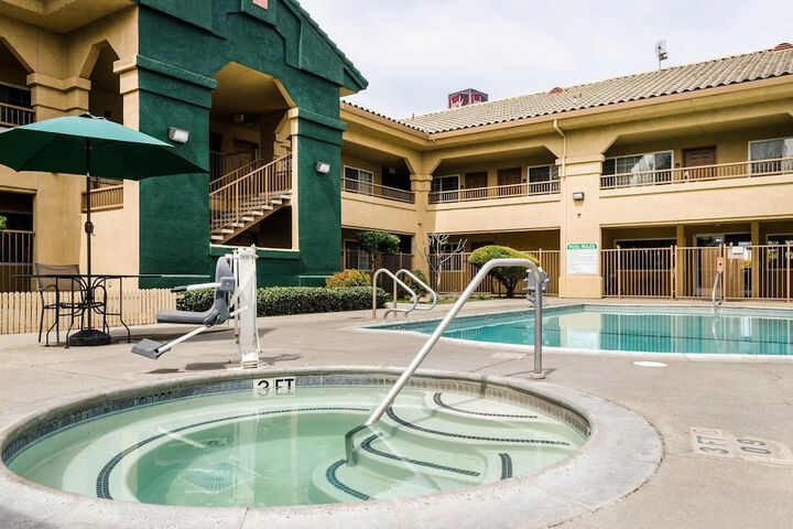 Quality Inn & Suites Lathrop - South Stockton