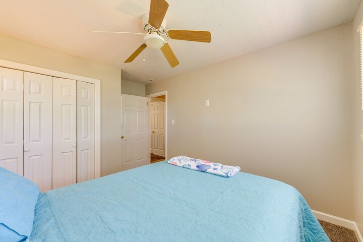 Charming Jonesville Home w / Grill - Near Wineries!