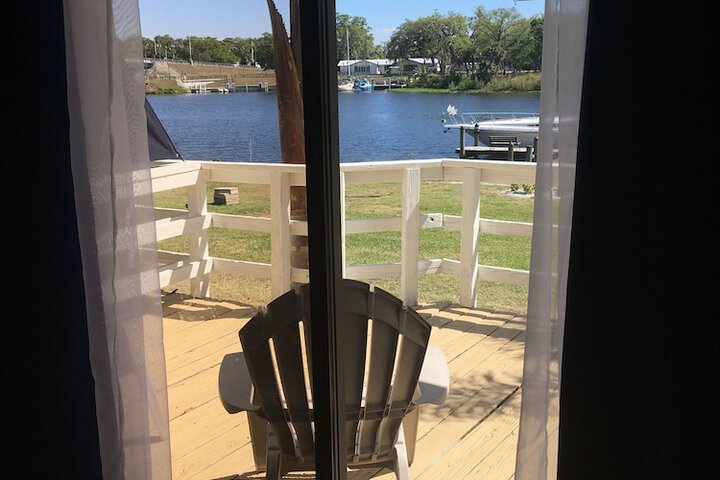 The Rivers Edge Motel