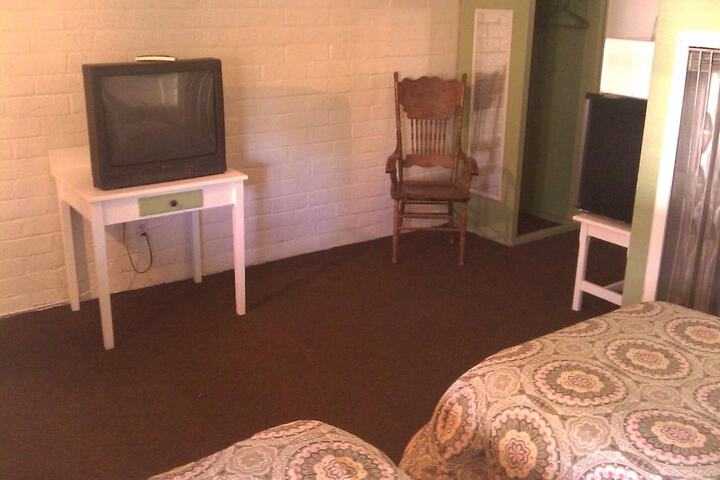 Ranch Motel