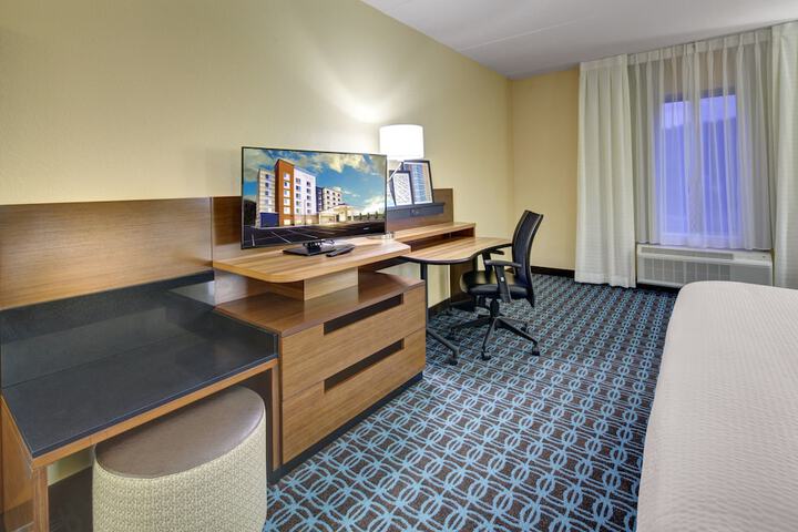 Room 18 of 40
