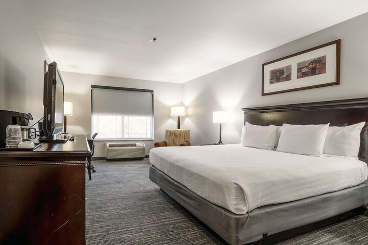 Room 50 of 104