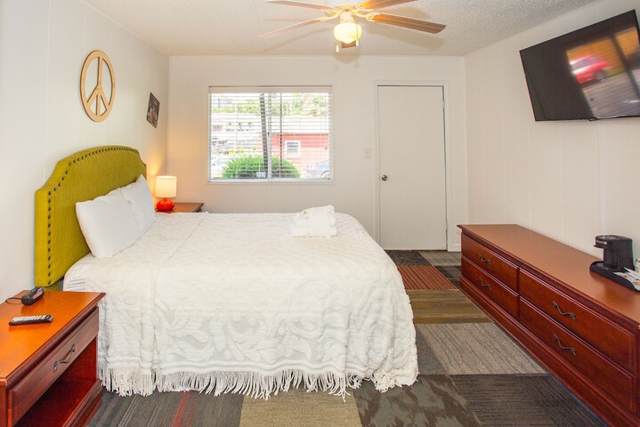 Room 41 of 114