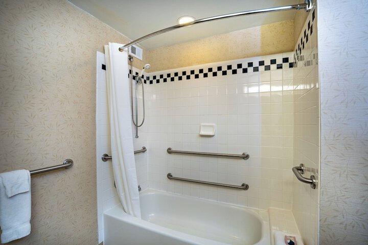 Room 7 of 41