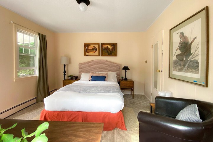 Hotel 4 of 43