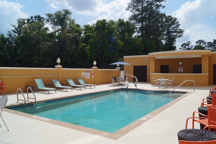Comfort Suites Lake City