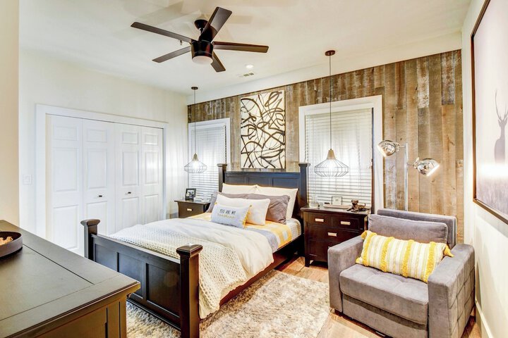 Modern Condo + Golf Course View Near Hiking!