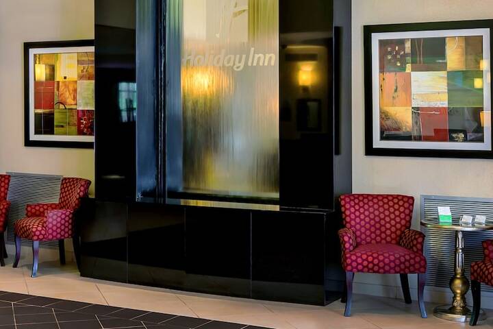 Hotel 2 of 44
