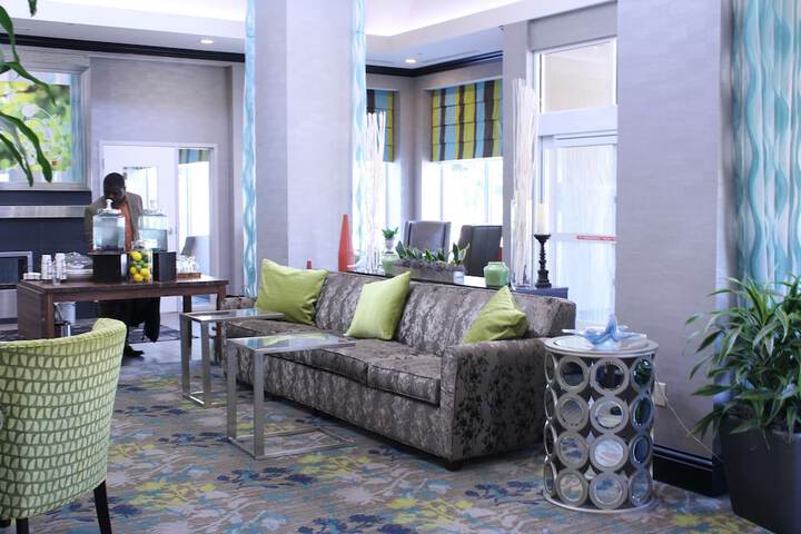 Hotel Interior 4 of 32