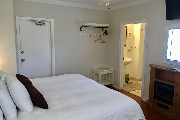 Room 30 of 73