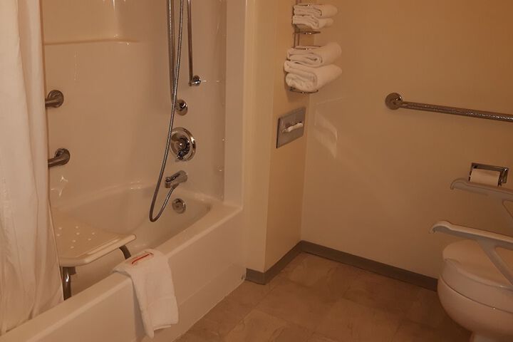 Super 8 by Wyndham Moose Jaw SK