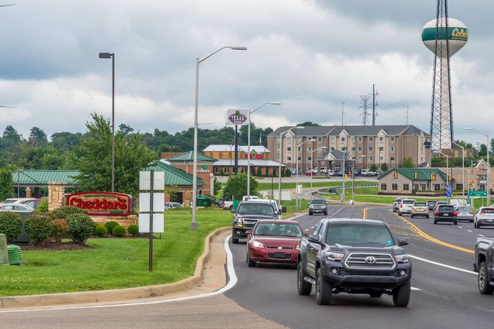 Hawthorn Suites by Wyndham Wheeling at the Highlands