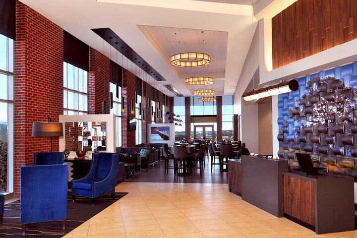 Hotel Interior 8 of 25