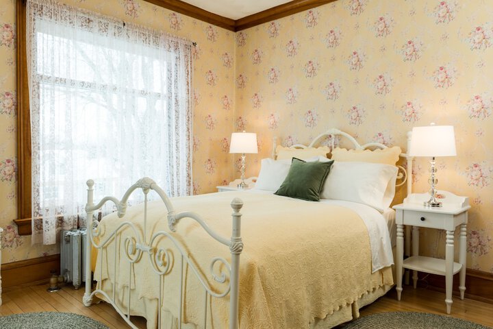 Room 22 of 53