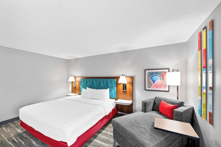 Room 29 of 48