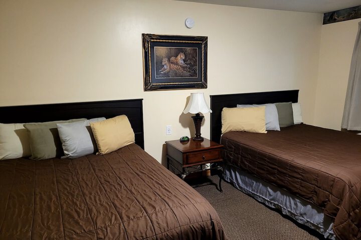 Blue Spruce Motel