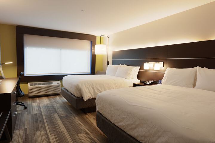 Room 15 of 37