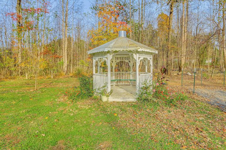 Countryside Gem on Homestead in Asheboro!