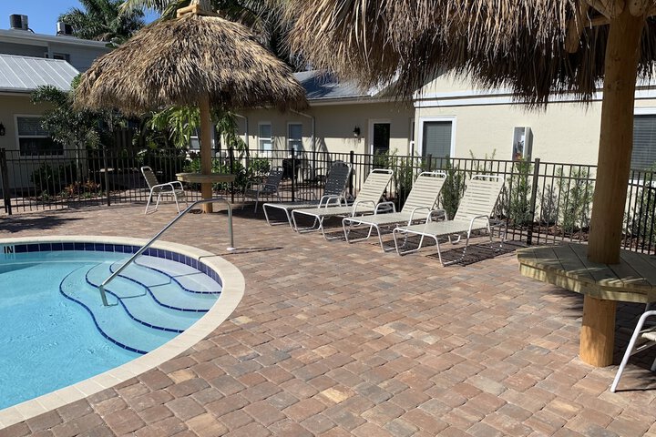 Twin Palms at Siesta