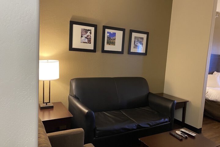 Room 25 of 58
