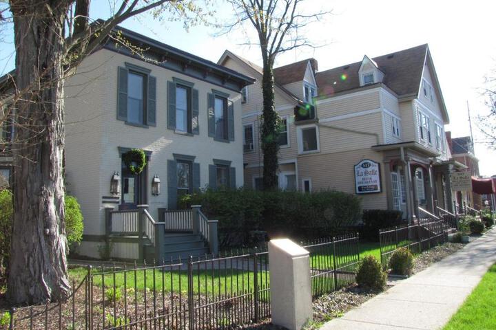The LaSalle Downtown Inn Fort Wayne