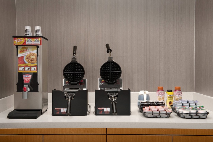 Breakfast/Coffee Service 72 of 81