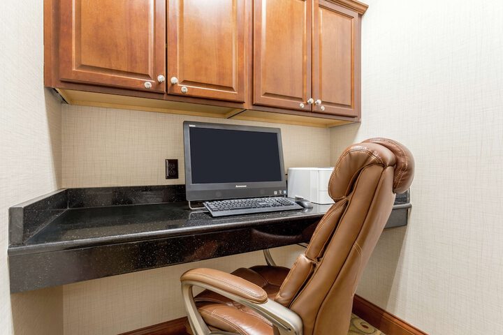 Hampton Inn Auburn