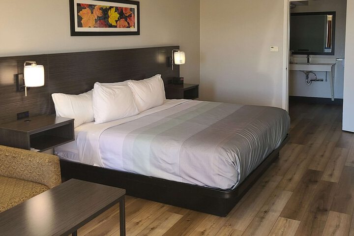 Room 2 of 14