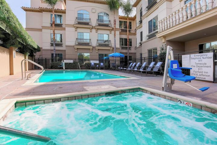 Pool 4 of 27