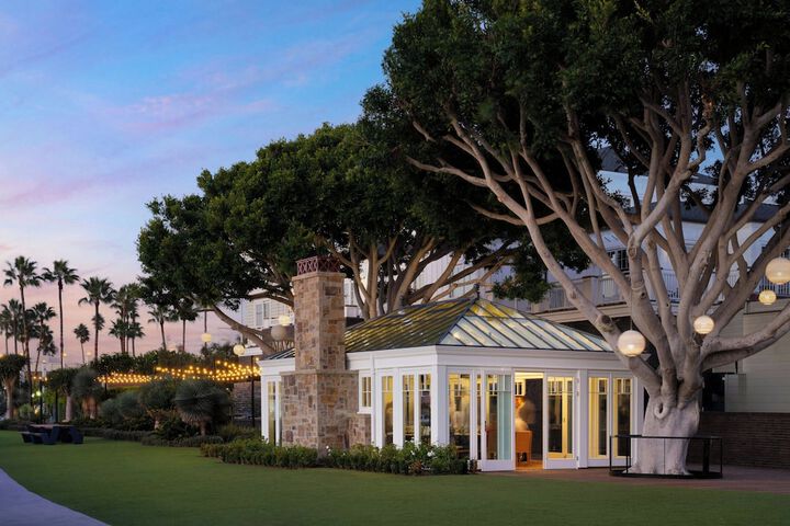Lido House Autograph Collection