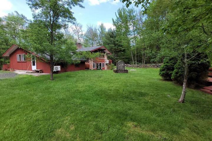 Sunset Estate in the Catskills