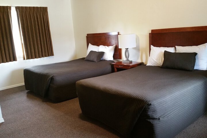 Riverview Lodge