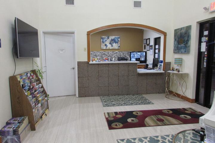 Hotel Interior 6 of 27