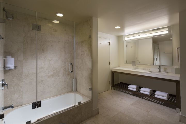 Room 14 of 35