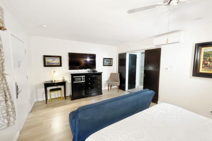 Room 15 of 62
