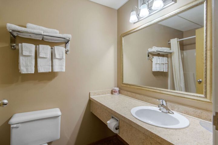 Room 9 of 19