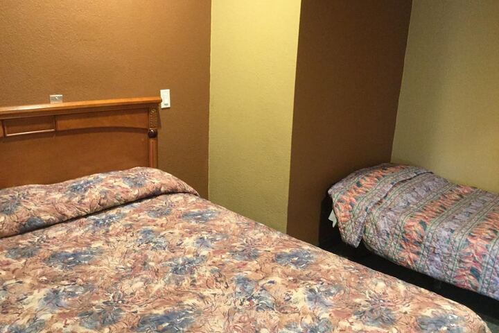 Room 30 of 67