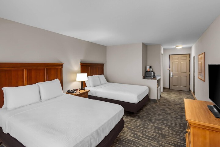 Country Inn & Suites by Radisson Beckley, WV