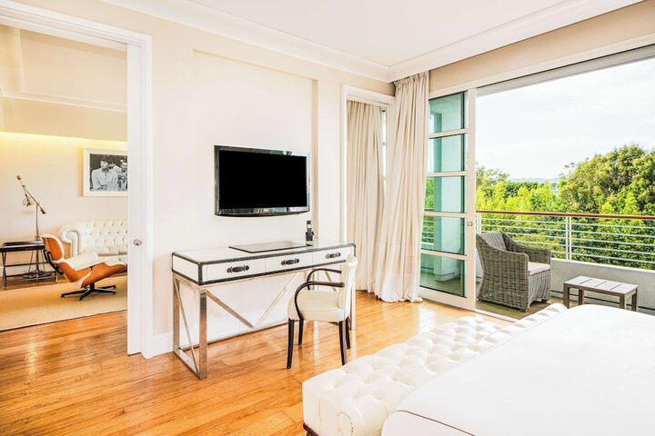 Room 14 of 54