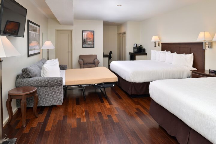 Room 21 of 51