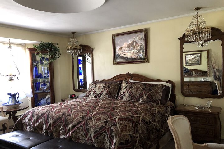 Room 30 of 42