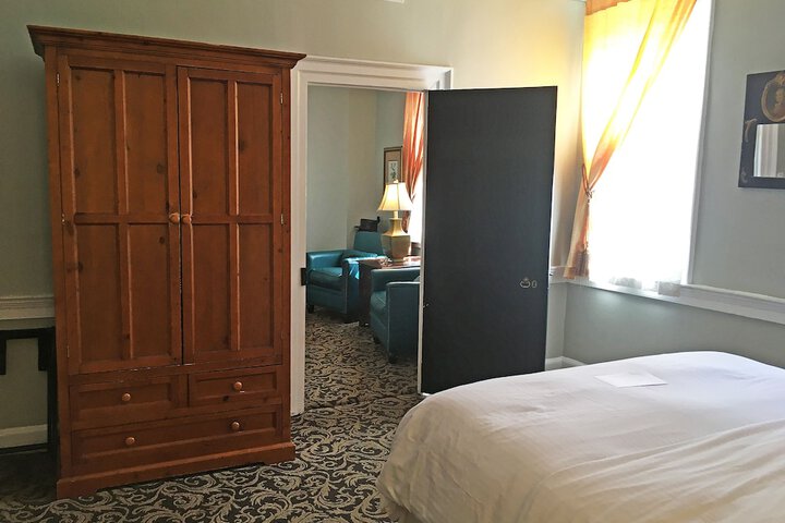 Room 88 of 235